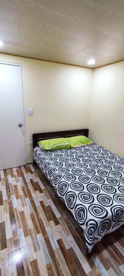 בוגוטה Aparta Estudio Cerca Al Aeropuerto Espectacular מראה חיצוני תמונה